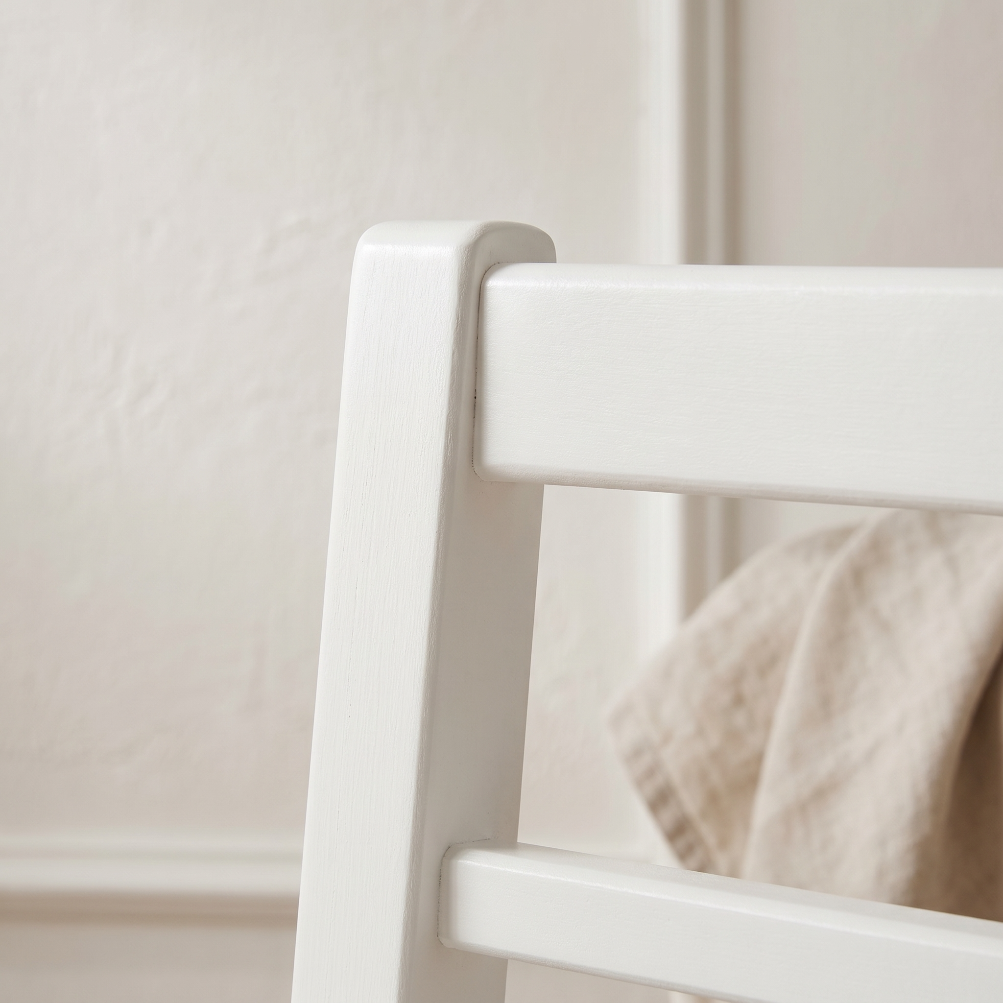 Children's Chair White