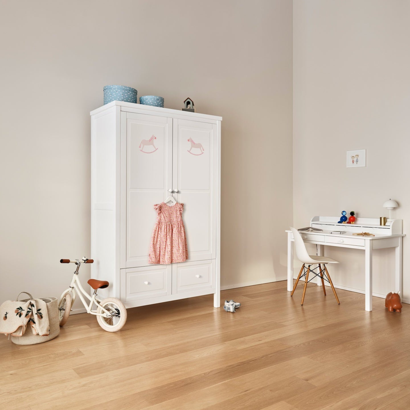 Kleiderschrank 2-türig Weiss-Handbemalt